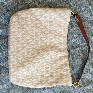 Authentic Michael Kors Hobo